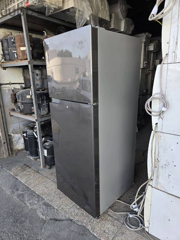 Toshiba 375 liter refrigerator for sale 0