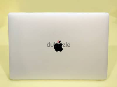 Macbook Pro 16" core i9 - 32GB RAM - 4GB Dedicated Graphics