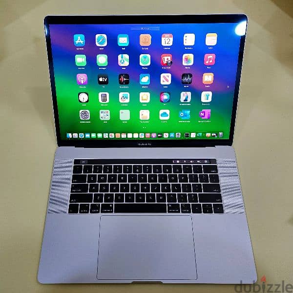 Macbook Pro 16" core i9 - 32GB RAM - 4GB Dedicated Graphics 2