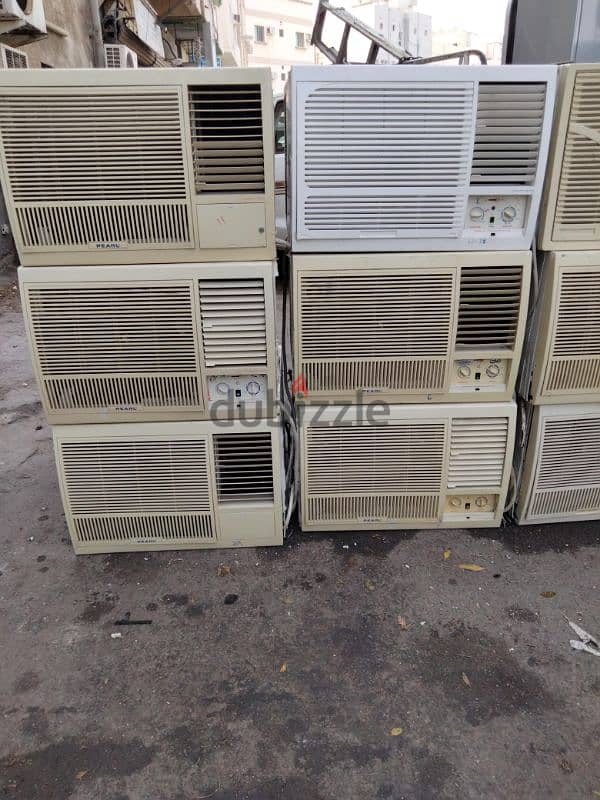 window AC for sale good condition good working with fixing 2ton2.5ton 1