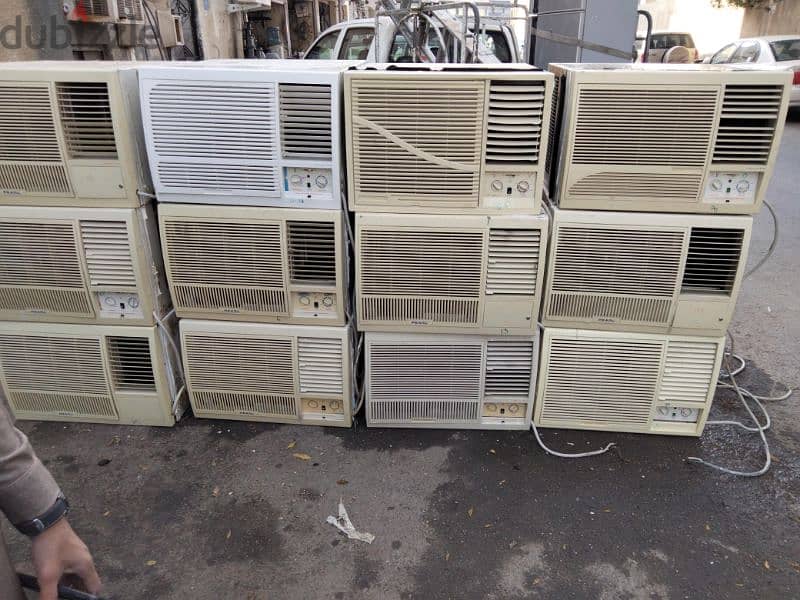 window AC for sale good condition good working with fixing 2ton2.5ton 3