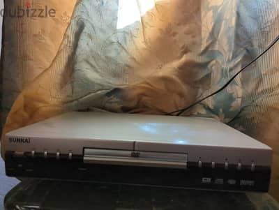 DVD Player very good condition without remote