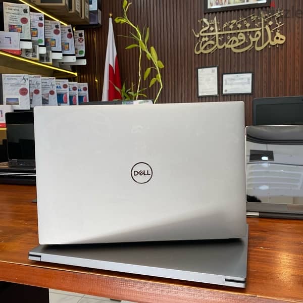 Dell Precision 5560 4