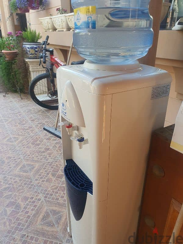 A lmanhal water dispenser 4