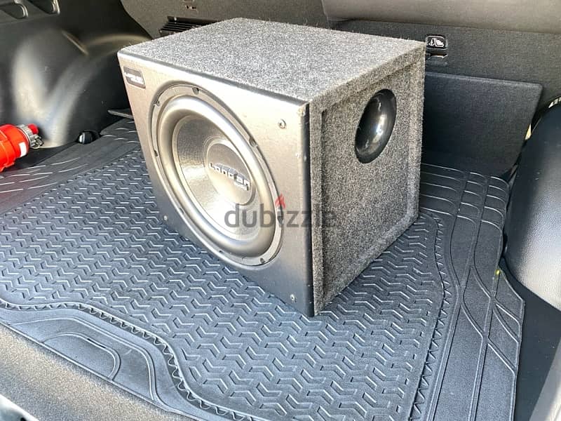 Subwoofer with amplifier 1