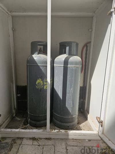 2 Gas cylinder ( Nader Gas ) with Regulator