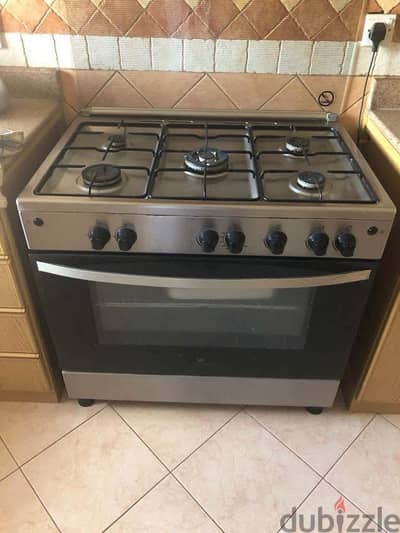 White Westinghouse Free Standing Gas Cooker with 5 Burners