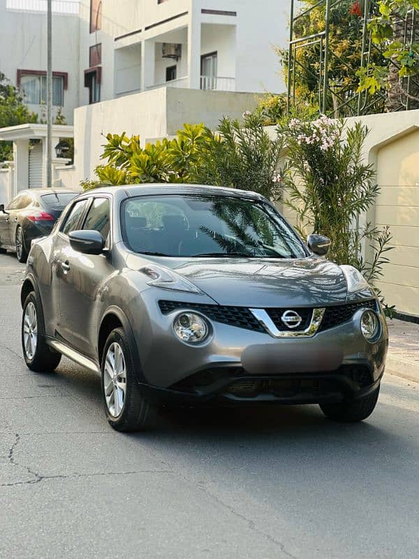 Nissan Juke 2016. Full option model with button start with keyless 2