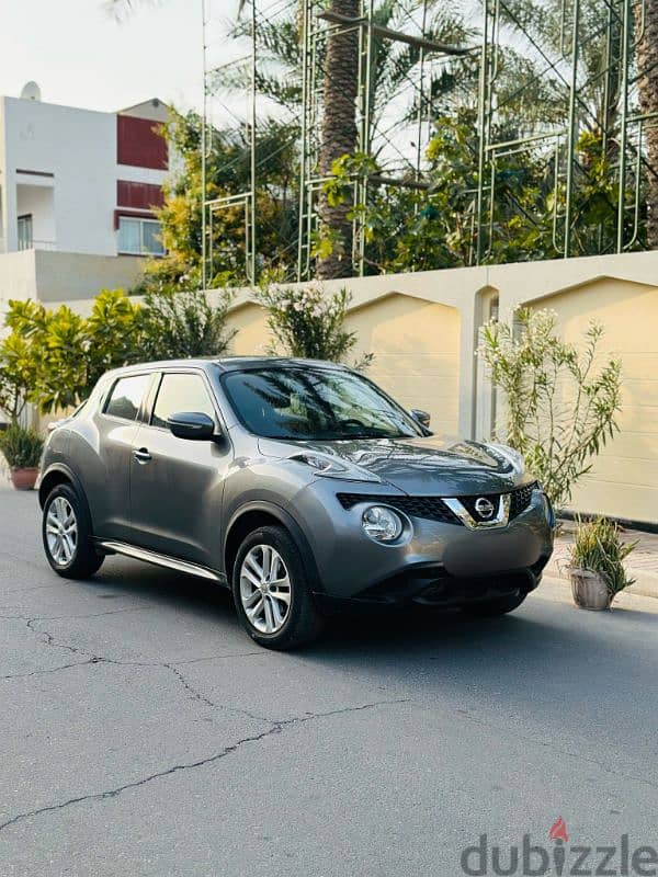 Nissan Juke 2016. Full option model with button start with keyless 7