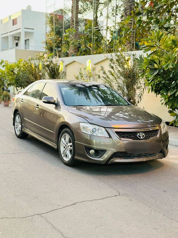 Toyota Aurion year 2011. single owner used car. Excellent condition. 0