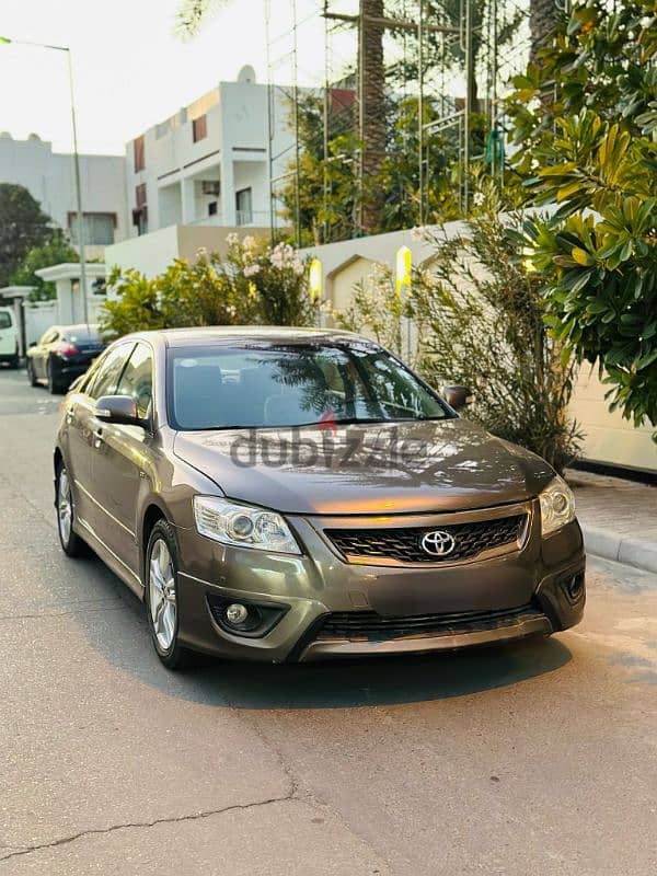 Toyota Aurion year 2011. single owner used car. Excellent condition. 1