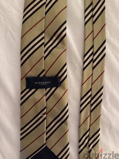 Men’s necktie (Burberry Brand original)