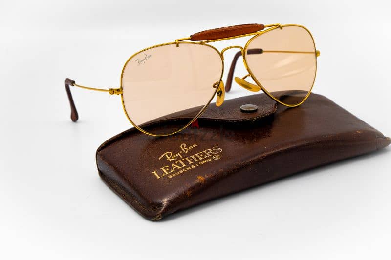 Rare Ray Ban Leathers by Bausch & Lomb 1