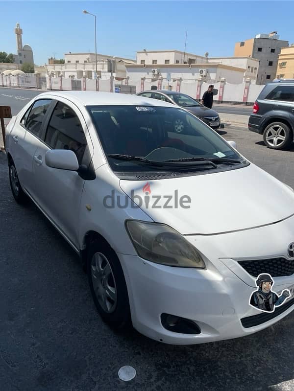 Toyota Yaris 08 Automatic 1