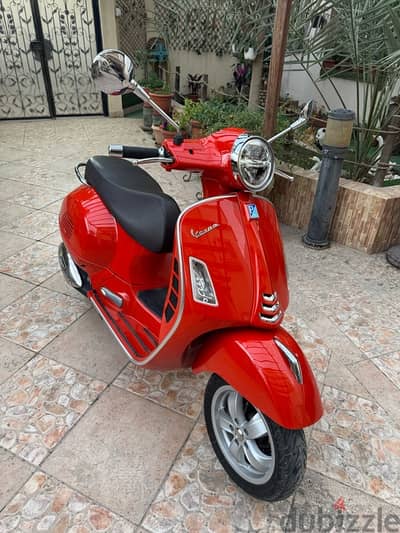 Vespa GTS300