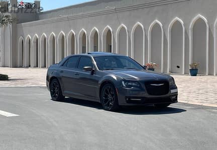 2020 model Chrysler 300C