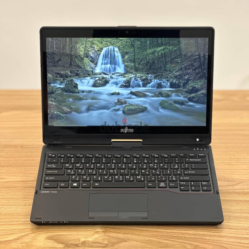 Fujitsu LifeBook T series T939 intel core i5-8th generation Ram 8 gb S 7