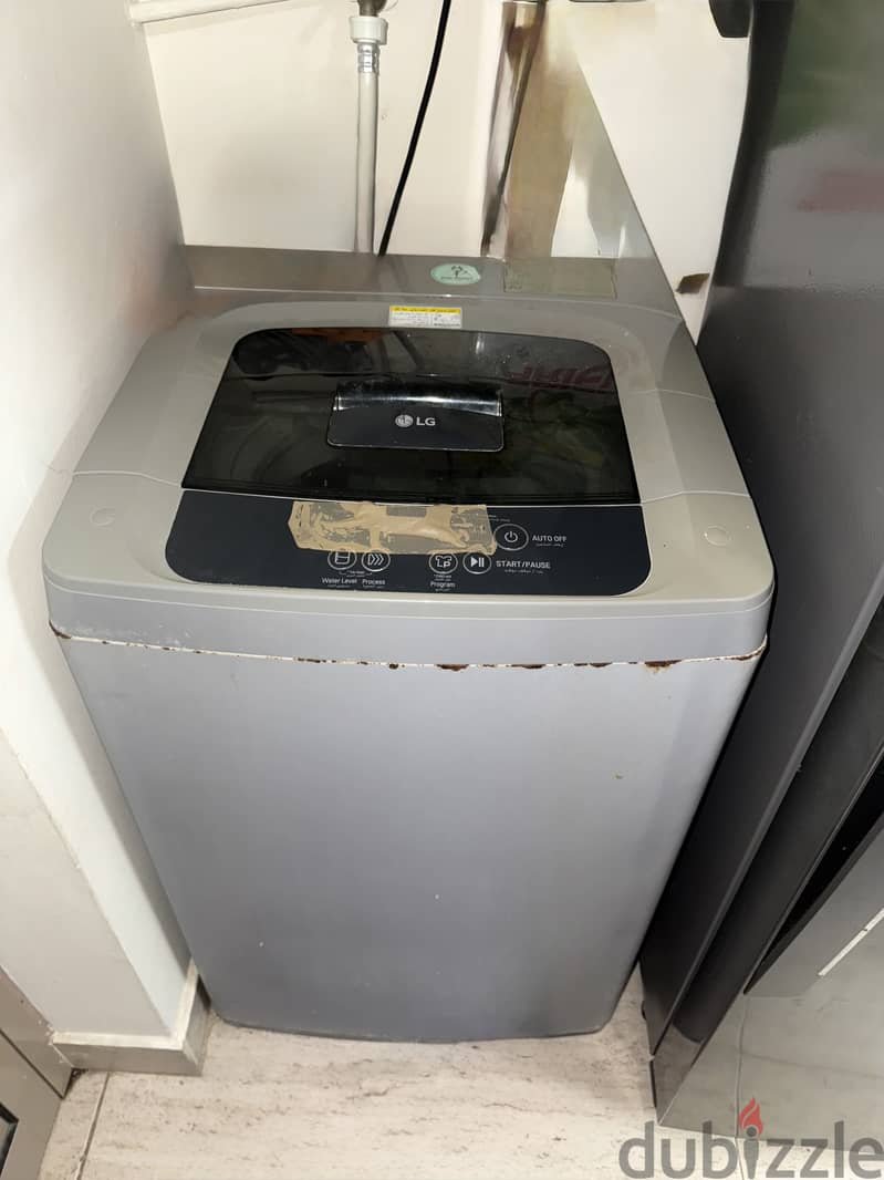 Used washing machine for sale in working condition 2