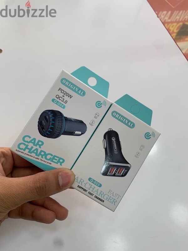 car Charger duel usb and type 0