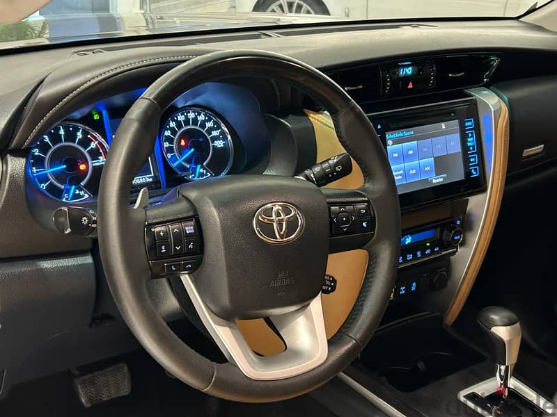 TOYOTA FORTUNER 4X4 MODEL 2017 FOR SALE 4