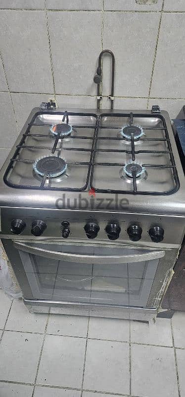 cooking Range  with 4 burner 1