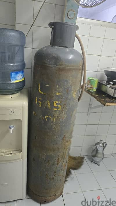 Nadar gas cylinder Big