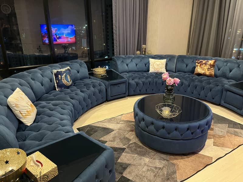 كنبه في حاله ممتازه\Sofa in an excellent condition for sale 2