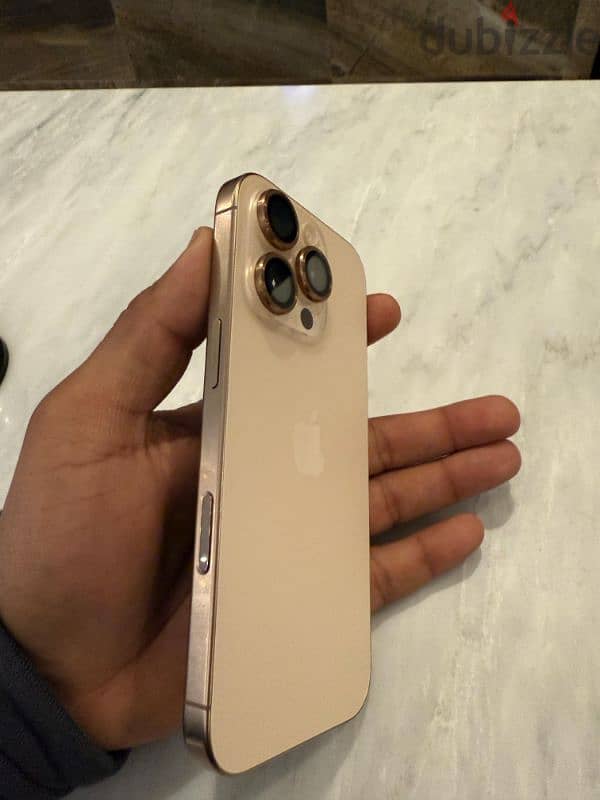 I phone 16 pro256 gb  Desert Titanium 1