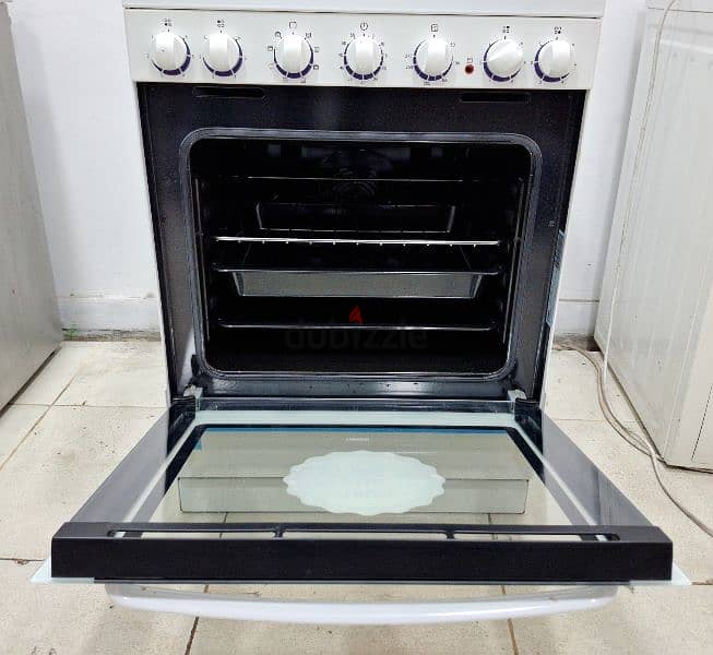 Made in Italy 60x60 Electric Cooker Slightly Used Excellent Condition 1