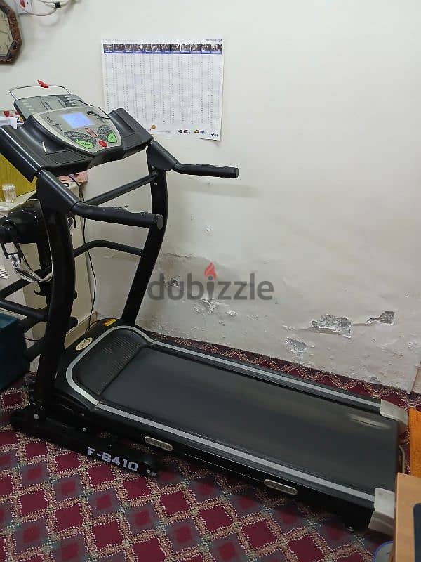 treadmill with belly and thigh massager 1