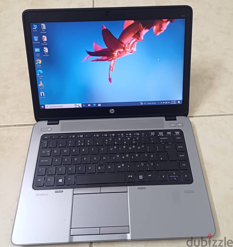 Hello i want to sale my laptop very slim  hp core i5  8gb Ram hard dic 1