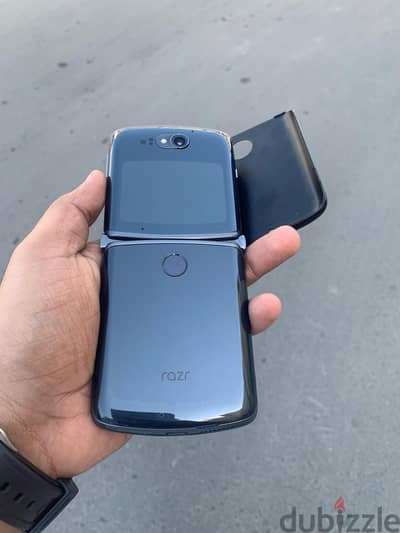 MOTOROLA RAZR 5G (256 GB)