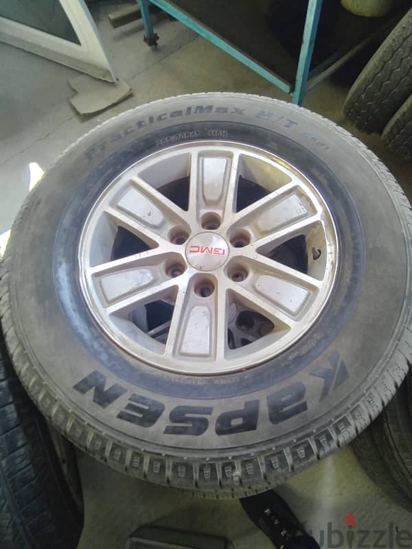 GMC Tires for sale 150bd only 1