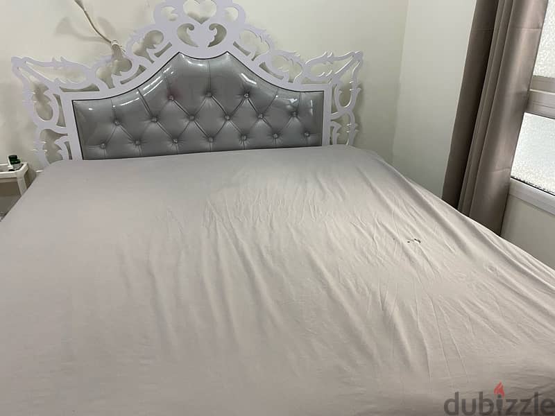 king size bed 3