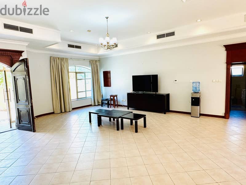 WELL MAINTAINED - NAVY APPROVED - VILLA 1