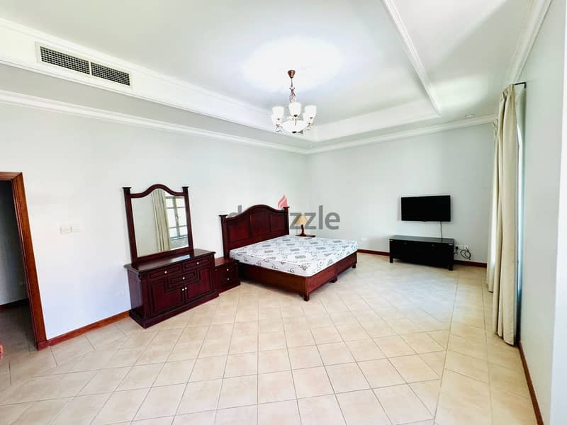 WELL MAINTAINED - NAVY APPROVED - VILLA 7