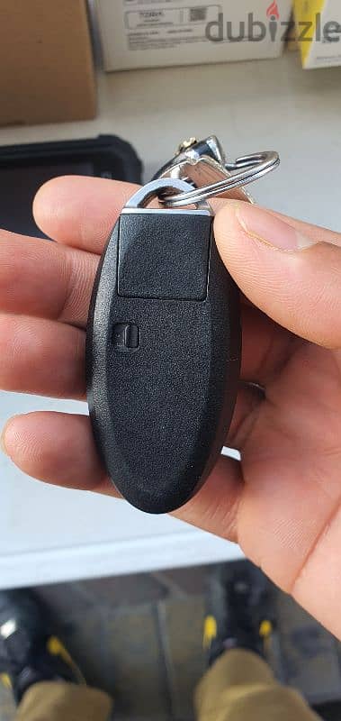 seel Infiniti Car Original Remote With Key 2