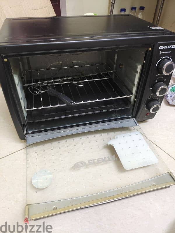 Elekta Microwave with Rotisserie 2