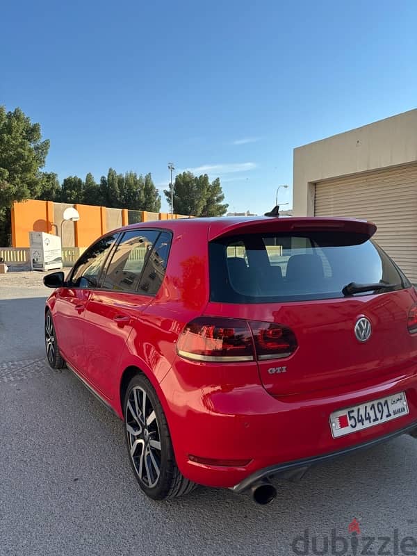 Volkswagen GTI 2012 2