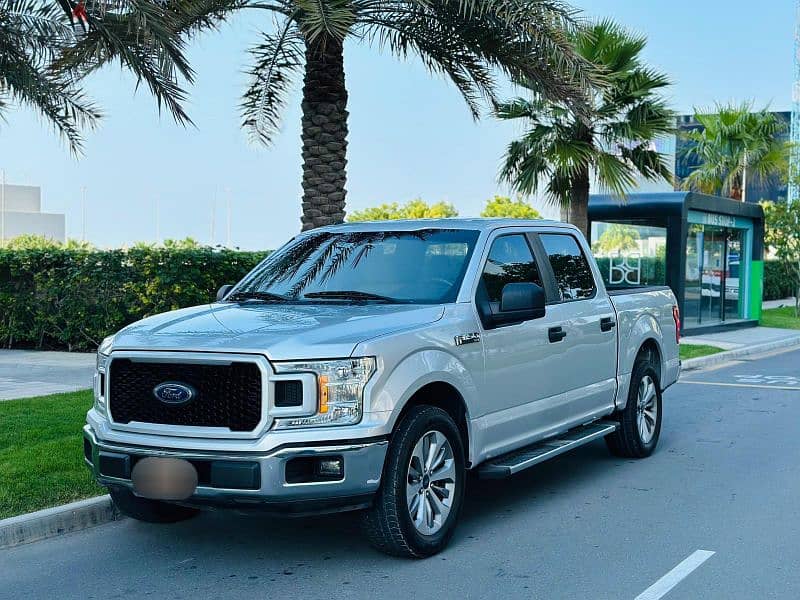 Ford F150 2018 single owner. 4 Wheel Drive model Double Cabin pickup 9