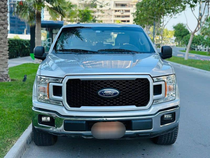 Ford F150 2018 single owner. 4 Wheel Drive model Double Cabin pickup 10