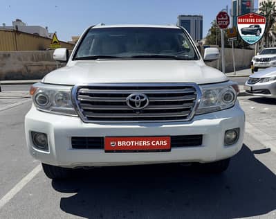 Toyota Land Cruiser 2014 v8