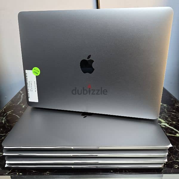 Apple MacBook 2022 M2 4