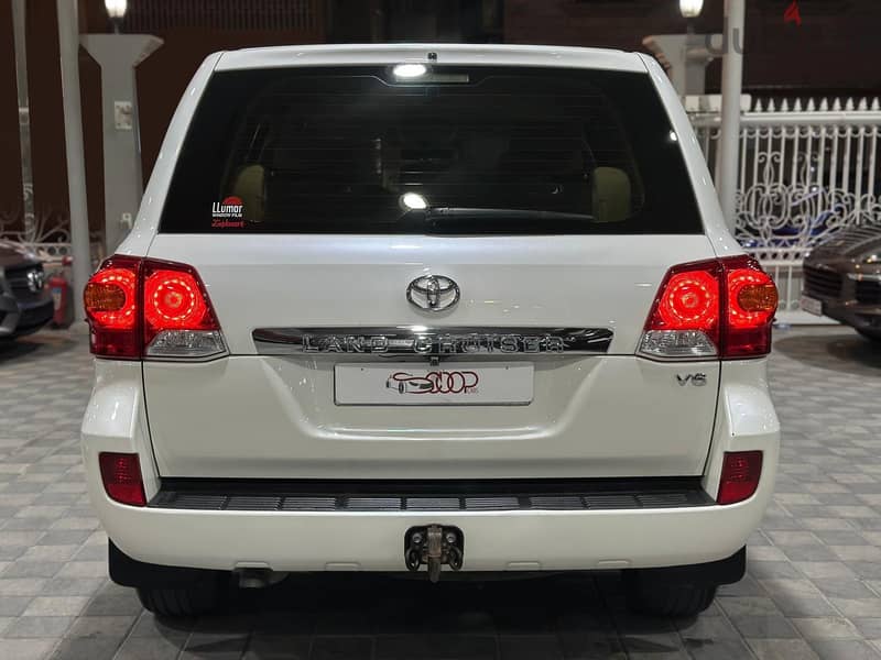 Toyota Land Cruiser 2013 G 2013 12