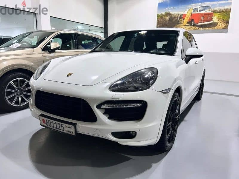 Porsche cayenne GTS 2014 (Agent history)  V8 4.8L N/A 420 Hp 1