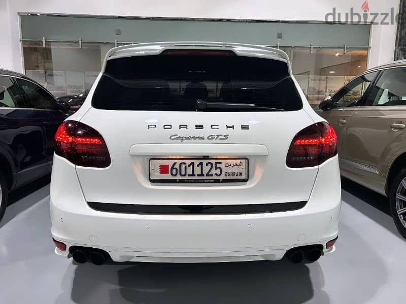 Porsche cayenne GTS 2014 (Agent history)  V8 4.8L N/A 420 Hp 13