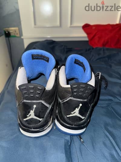 Jordan 4 retro