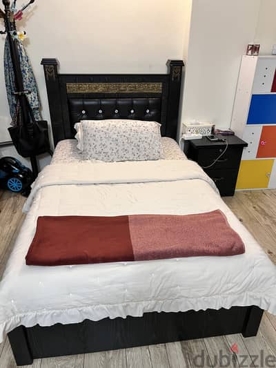 Bedroom set for sale