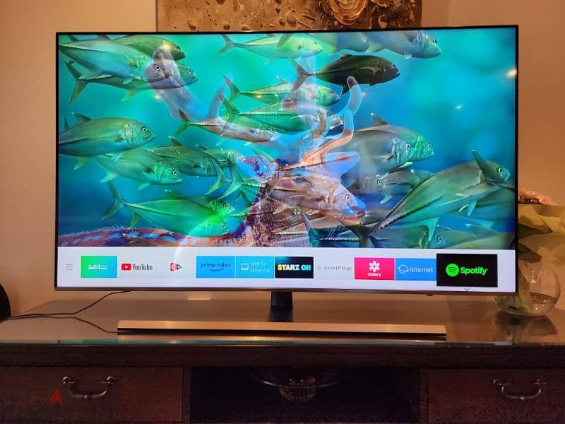 65in Samsung smart tv 4k model: UA65NUB000K 2