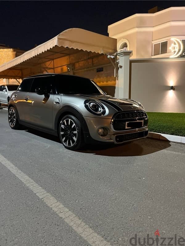 MINI Cooper s 2019 in great condition bahrain agency 1